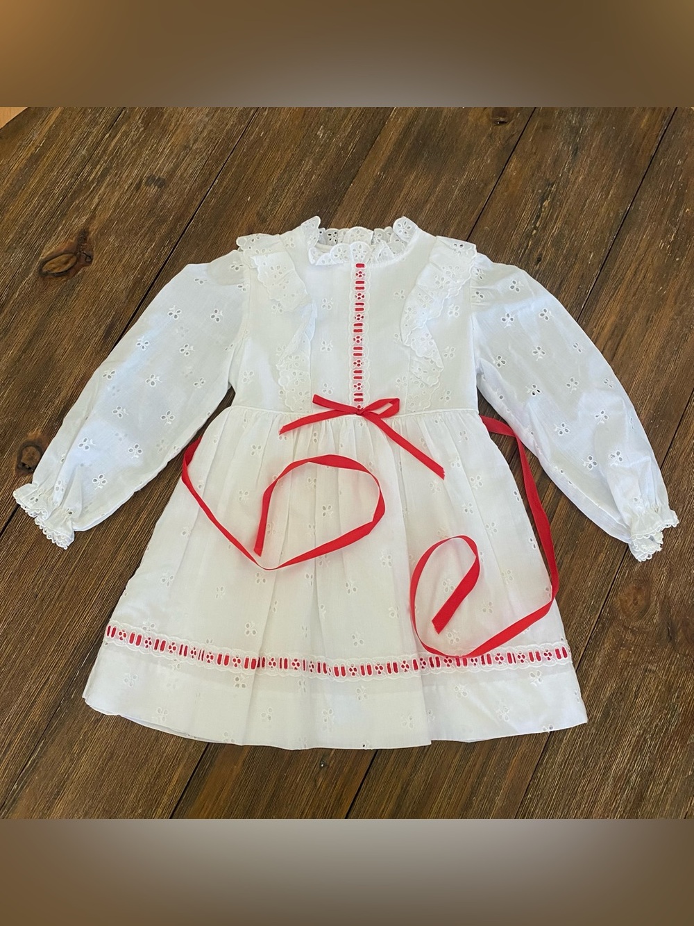 JC Penney vintage 70s girls lace, ruffle and ribbon dress